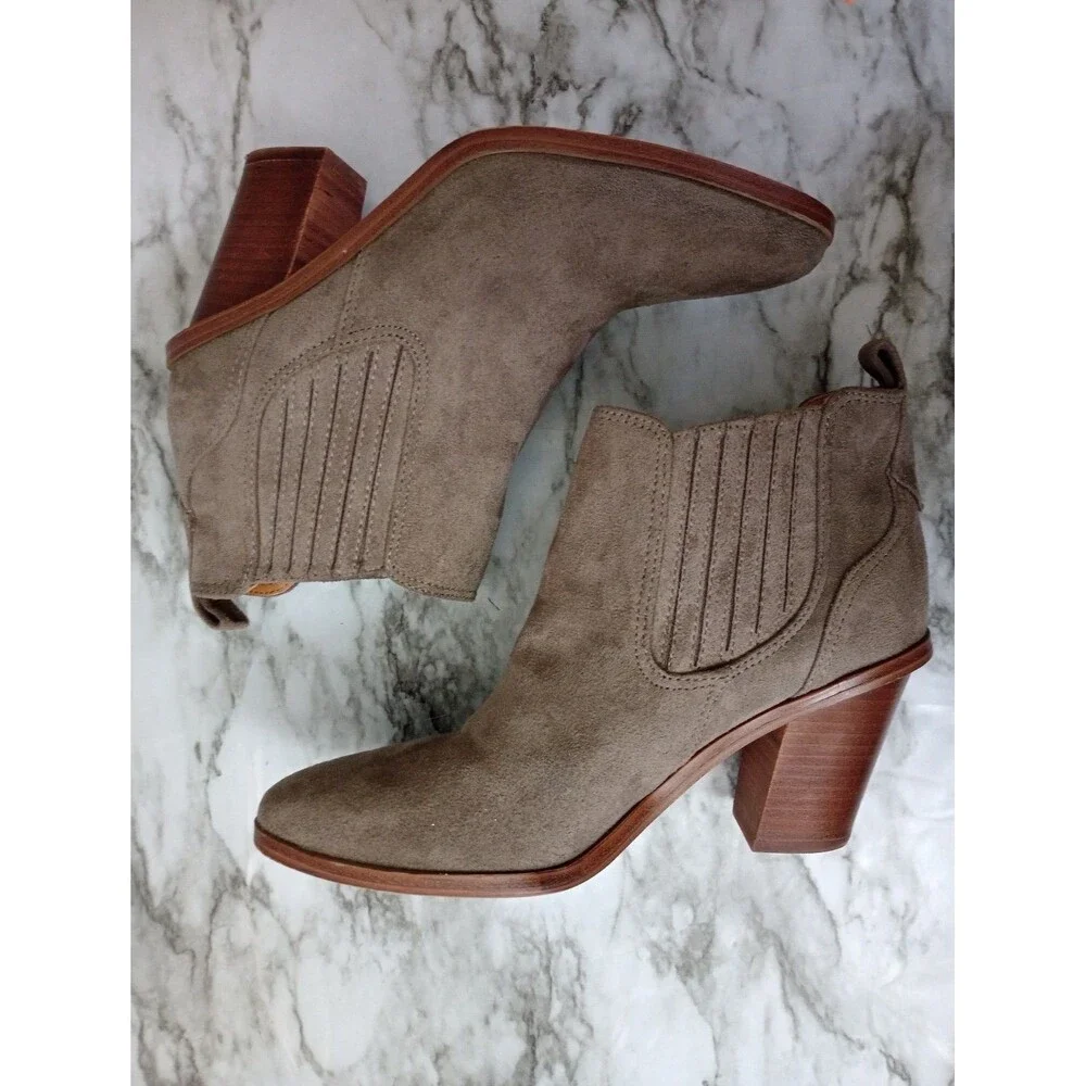 Nine West Faux Suede Grey Ankle Boots Size 6.5M